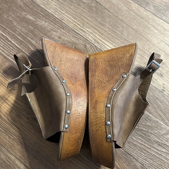 GUC Celebrity Pink Brown wedges - Picture 3 of 4